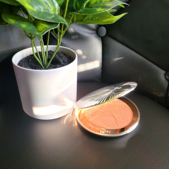 Charlotte Tilbury Hollywood glow Highlighter - Picture 6 of 8